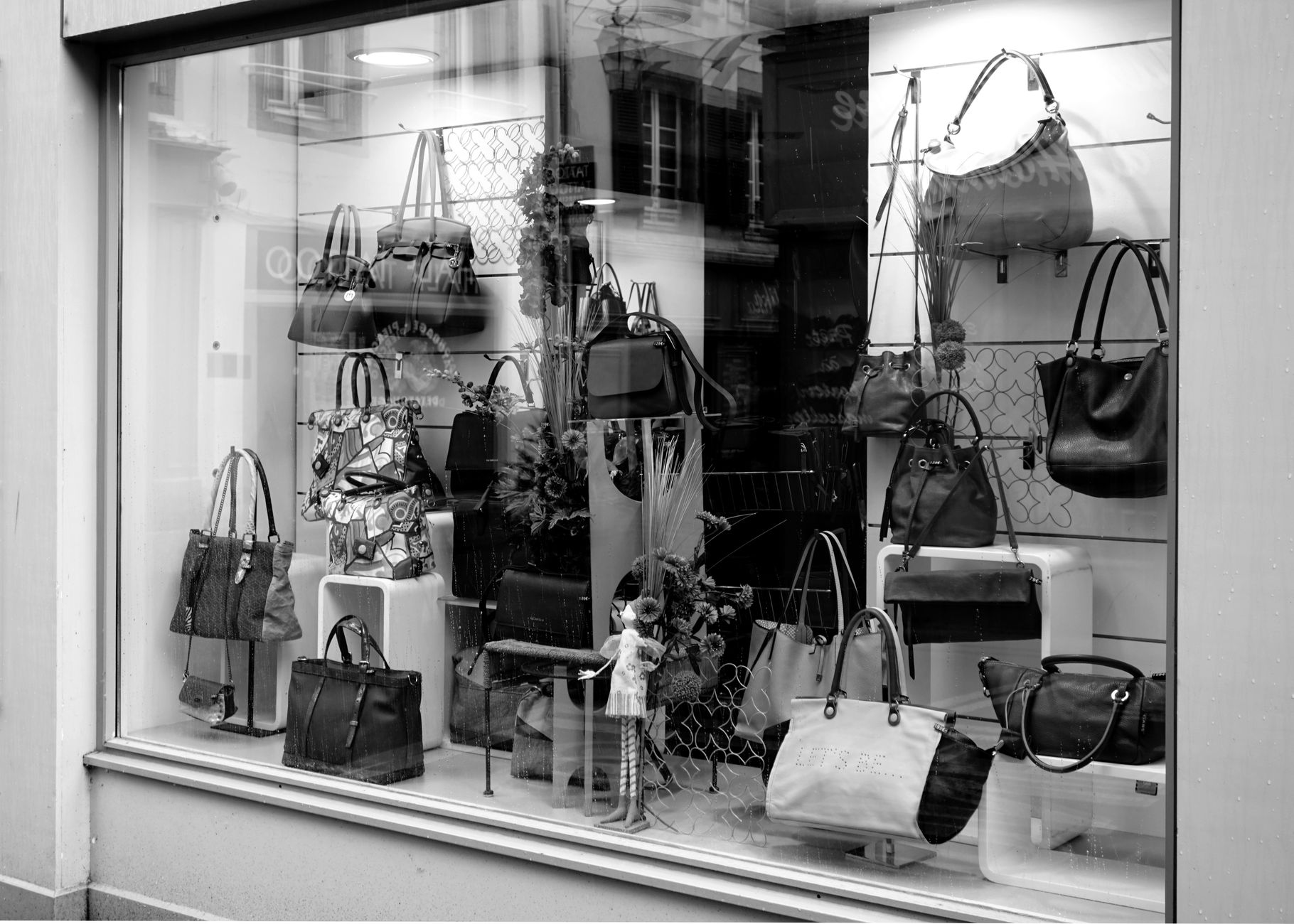Nouvelle vitrine : comment attirer plus de clients à Montluçon ?
