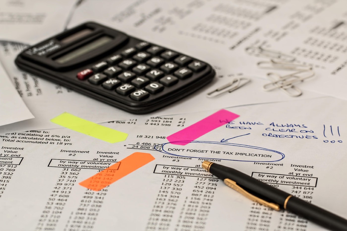 Taxe sur les enseignes (TPE) : calcul et tarifs 2026