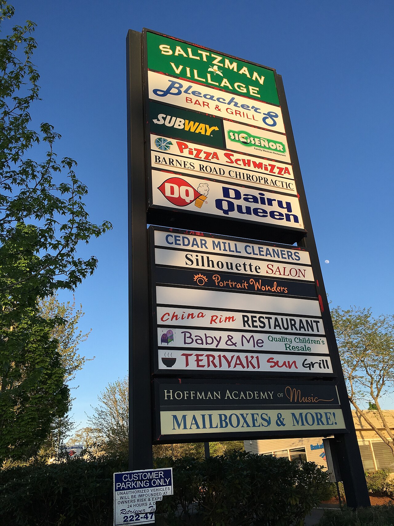 Totem publicitaire : extérieur ou intérieur, règles et coûts