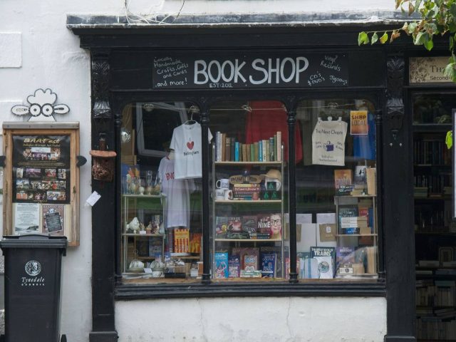 Vitrophanie personnalisée (impression et découpe)