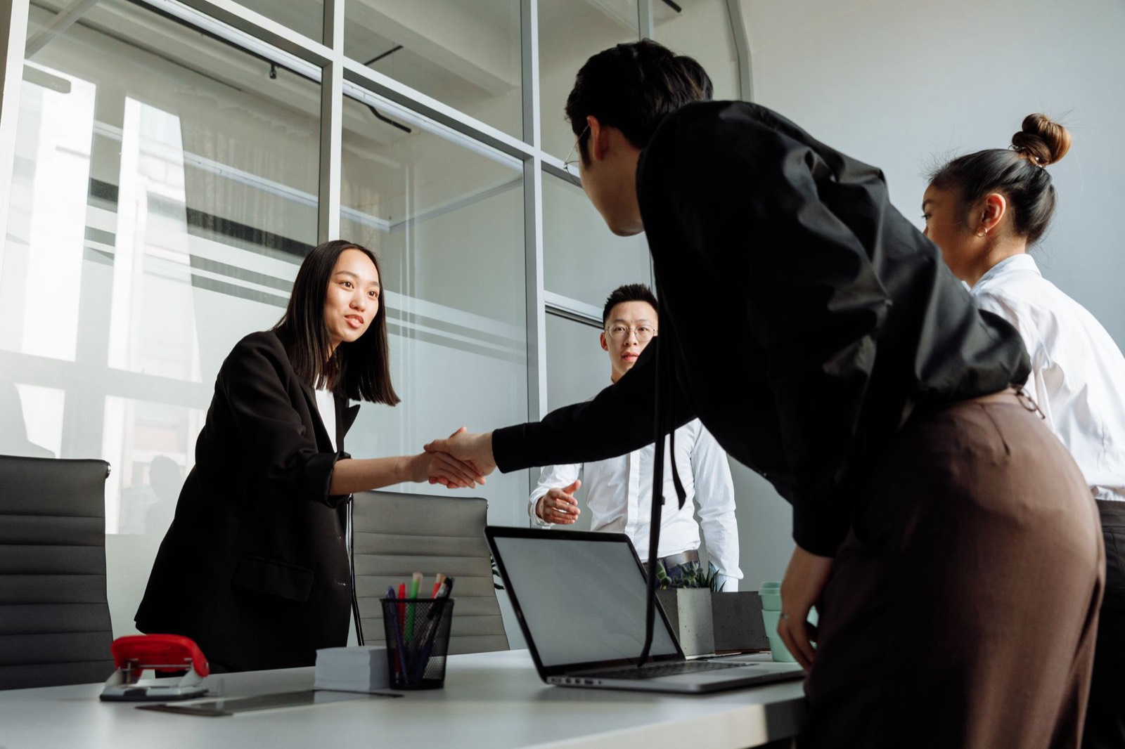 Agence de prospection commerciale B2B : quand y faire appel pour une P