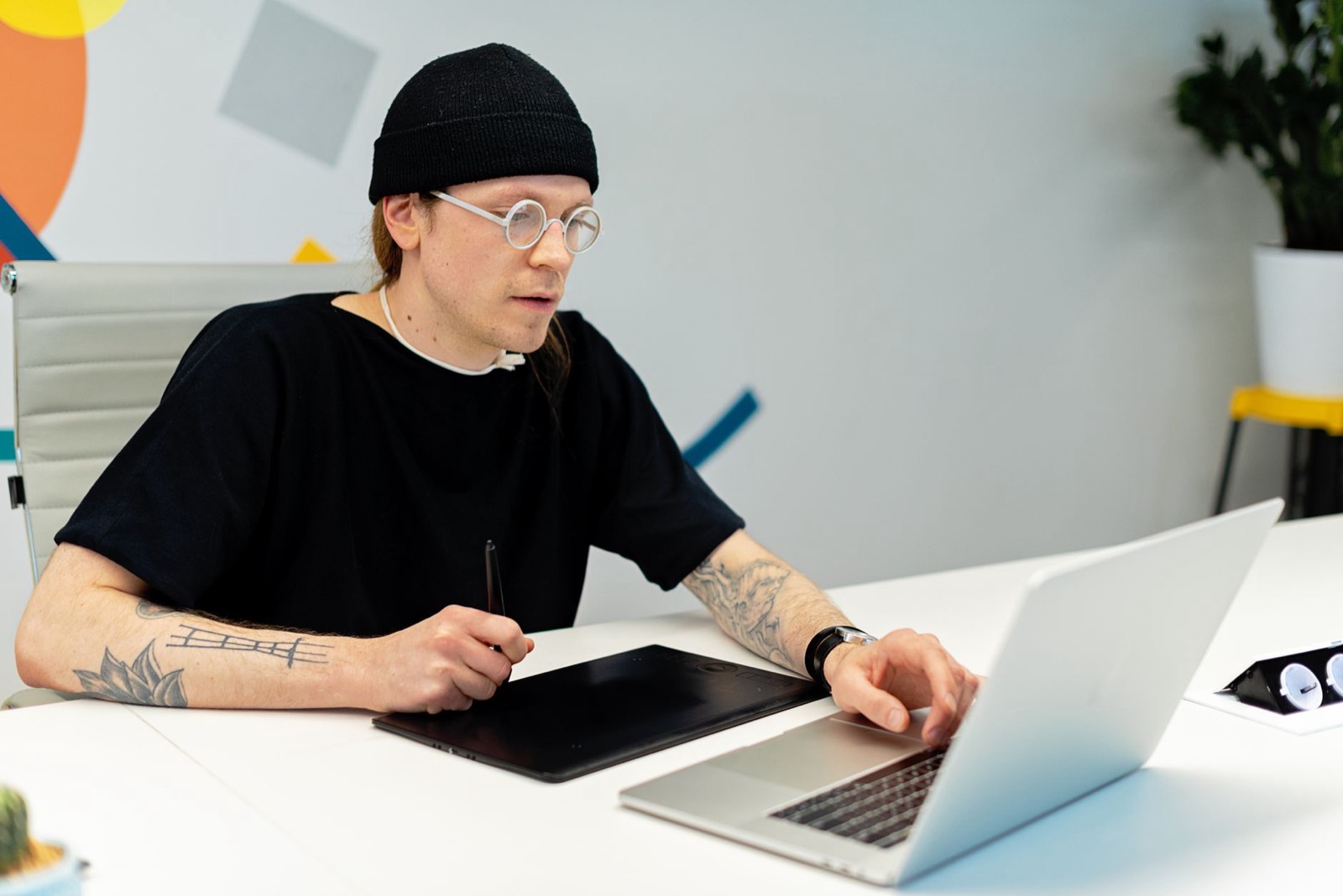Designer UX/UI : quel salaire ou tarif freelance prévoir ?
