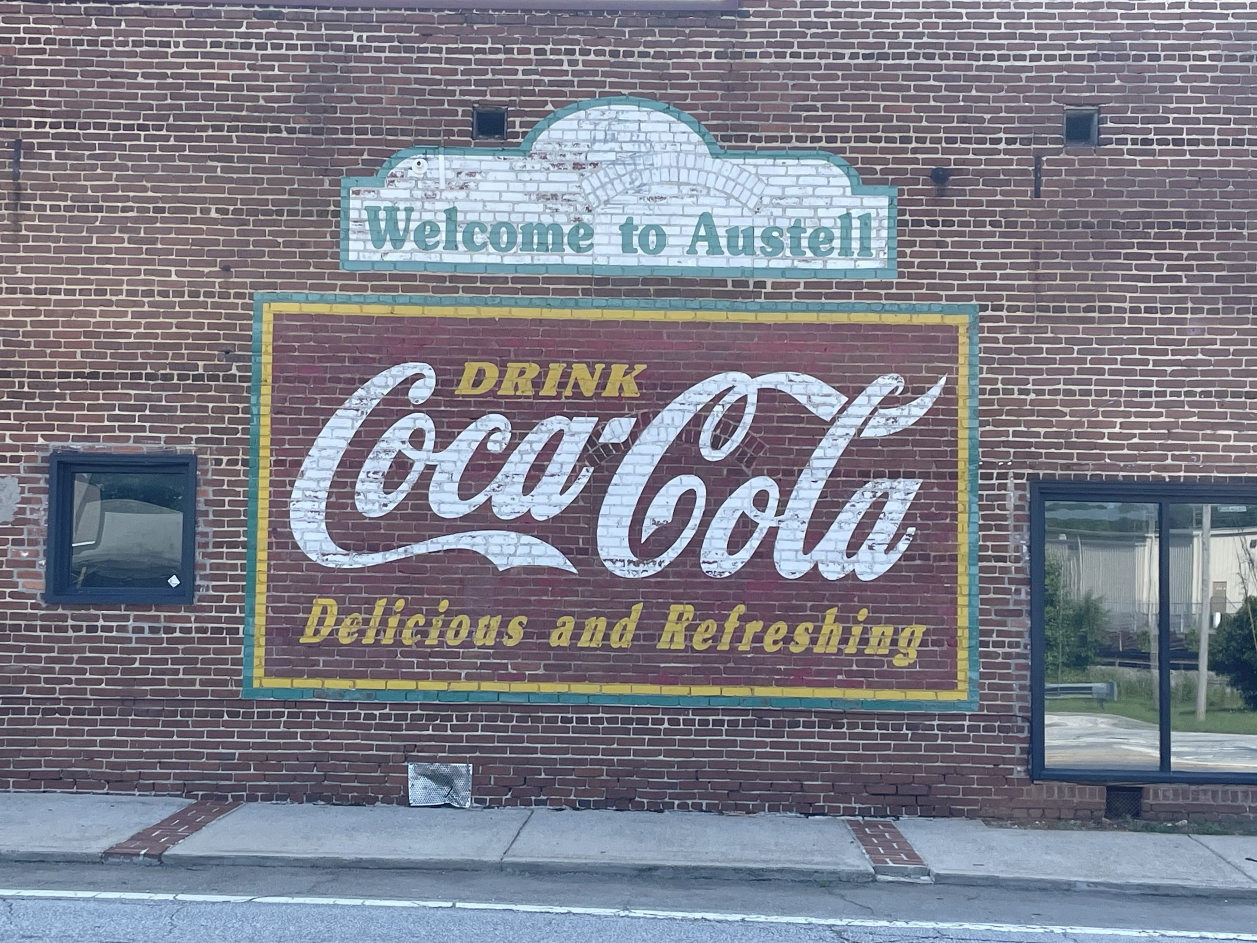 Fresque murale peinte Coca-Cola dans le centre-ville d'Austell, en Géorgie