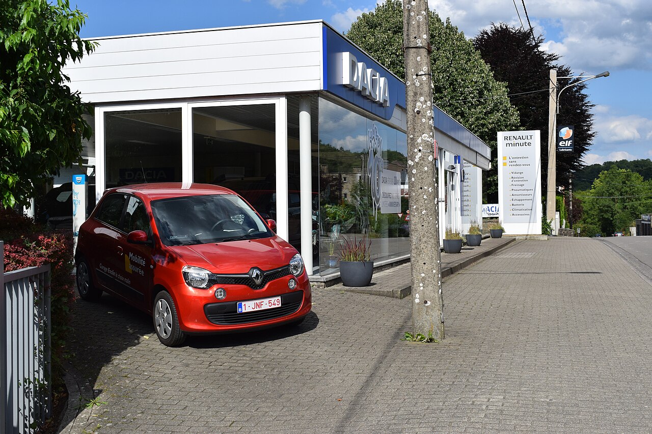 Histoire du logo Renault : du losange 1925 à 2021